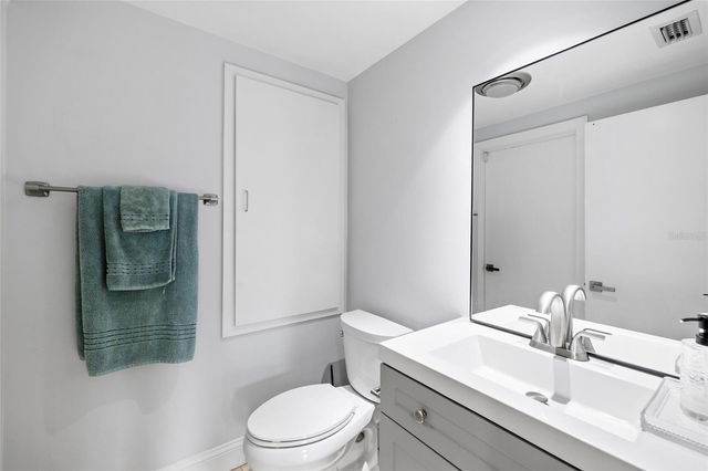 410 MONTROSE AVENUE, Temple Terrace, FL 33617