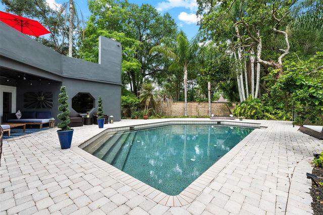 410 MONTROSE AVENUE, Temple Terrace, FL 33617