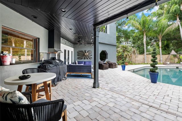 410 MONTROSE AVENUE, Temple Terrace, FL 33617