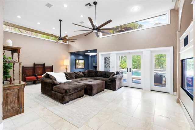 410 MONTROSE AVENUE, Temple Terrace, FL 33617