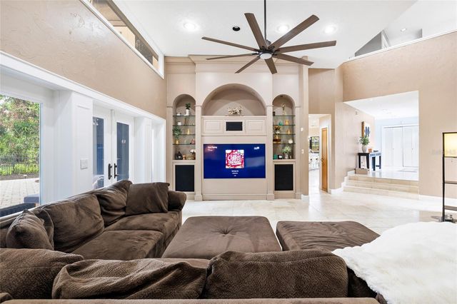 410 MONTROSE AVENUE, Temple Terrace, FL 33617