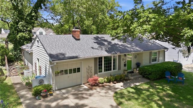 4908 W 71st Street, Prairie Village, KS 66208