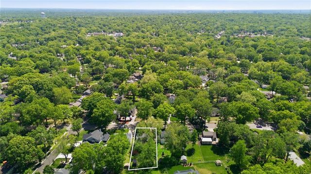 4908 W 71st Street, Prairie Village, KS 66208