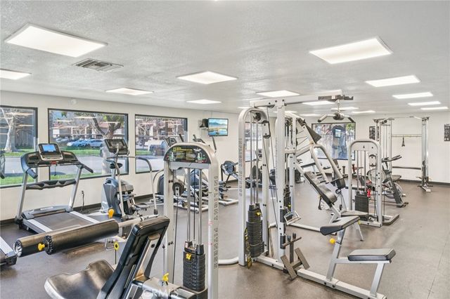 1265 Kendall 221, San Bernardino, CA 92407