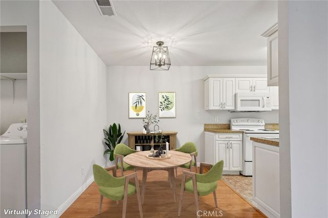 1265 Kendall 221, San Bernardino, CA 92407