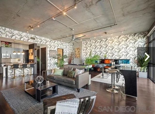 527 10Th Ave 605, San Diego, CA 92101