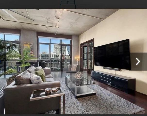 527 10Th Ave 605, San Diego, CA 92101