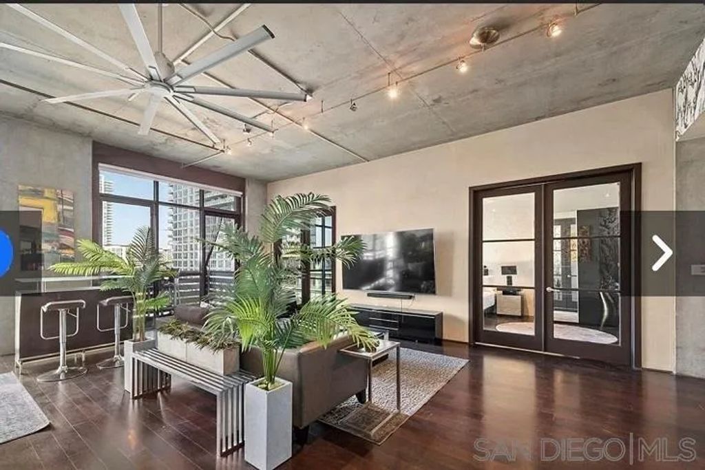 527 10Th Ave 605, San Diego, CA 92101