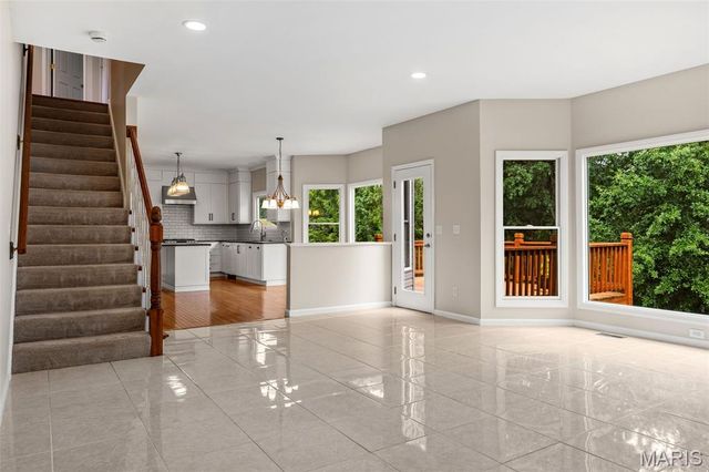 4185 Stonecroft Drive, St Charles, MO 63304