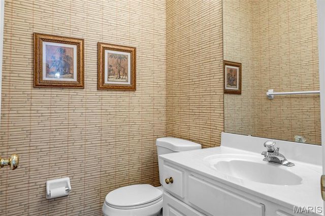 4185 Stonecroft Drive, St Charles, MO 63304