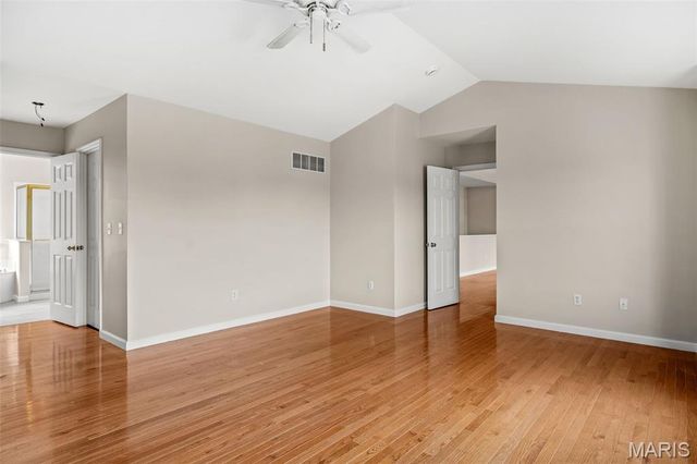 4185 Stonecroft Drive, St Charles, MO 63304