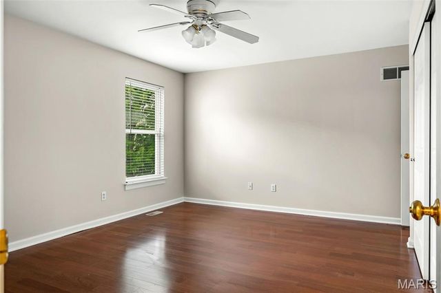 4185 Stonecroft Drive, St Charles, MO 63304