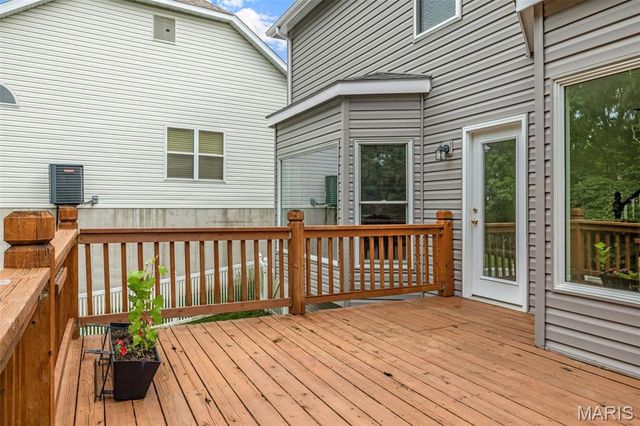 4185 Stonecroft Drive, St Charles, MO 63304
