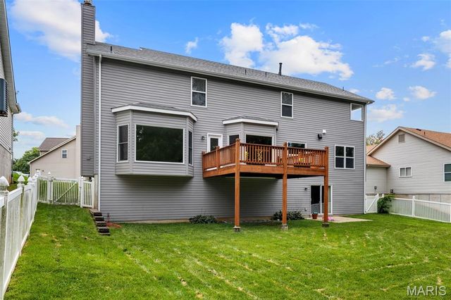 4185 Stonecroft Drive, St Charles, MO 63304