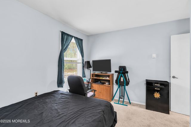 5 Natick Lane 71, Whiting, NJ 08759