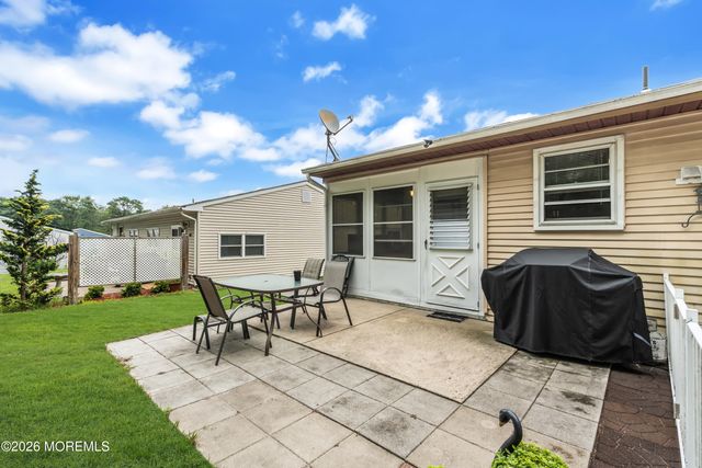 5 Natick Lane 71, Whiting, NJ 08759