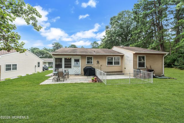 5 Natick Lane 71, Whiting, NJ 08759
