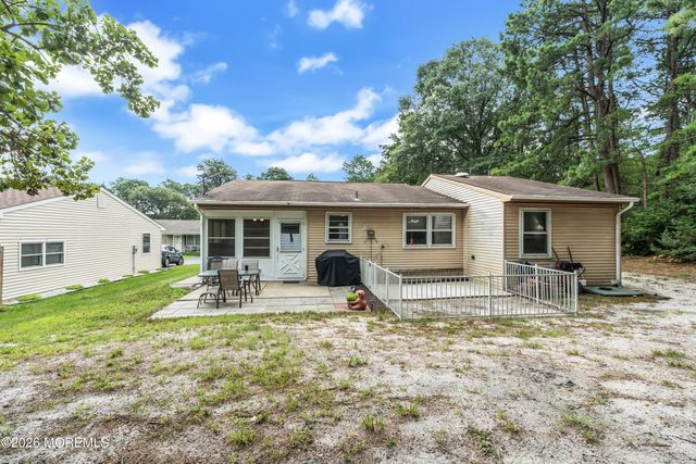 5 Natick Lane 71, Whiting, NJ 08759