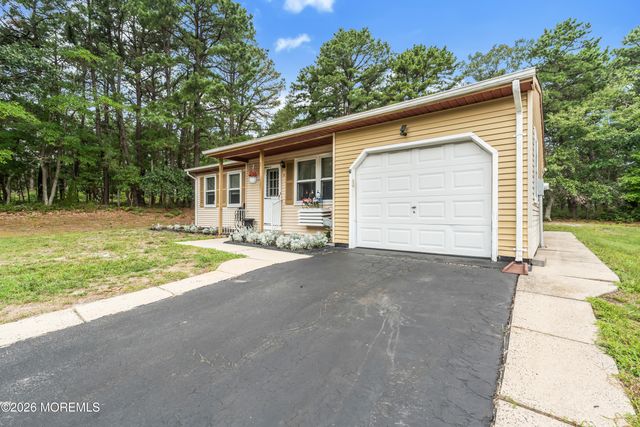 5 Natick Lane 71, Whiting, NJ 08759