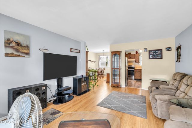 5 Natick Lane 71, Whiting, NJ 08759