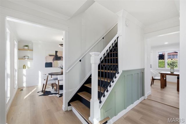 277 Oak Path Drive, Ballwin, MO 63011