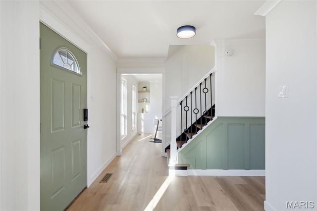 277 Oak Path Drive, Ballwin, MO 63011