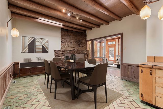 519 Douglas Street, Santa Fe, NM 87505