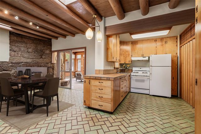 519 Douglas Street, Santa Fe, NM 87505