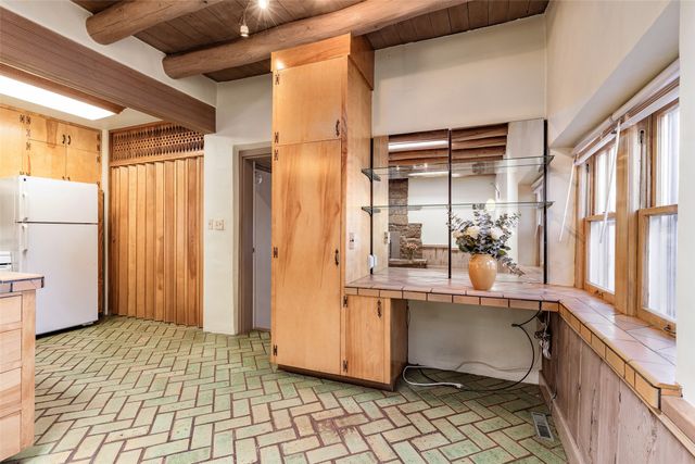 519 Douglas Street, Santa Fe, NM 87505