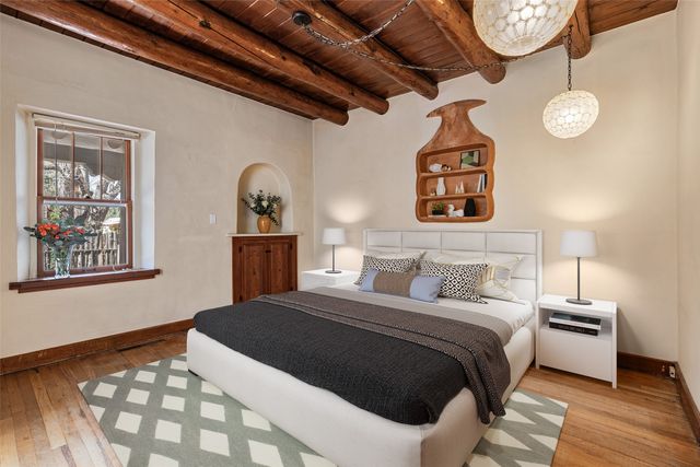 519 Douglas Street, Santa Fe, NM 87505