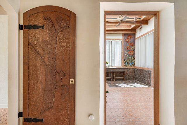 519 Douglas Street, Santa Fe, NM 87505