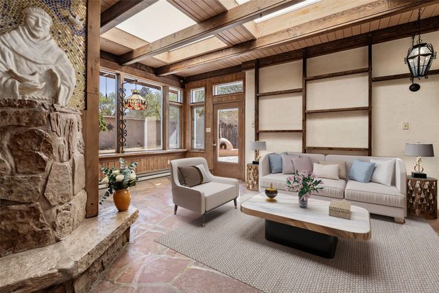 519 Douglas Street, Santa Fe, NM 87505