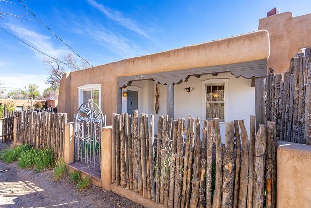 519 Douglas Street, Santa Fe, NM 87505