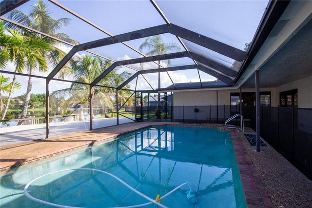 5100 SW 104th Avenue, Cooper City, FL 33328