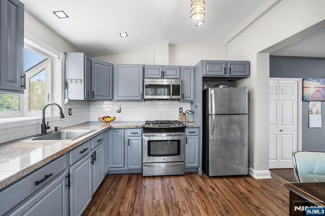 48 Lake Street, East Orange, NJ 07017