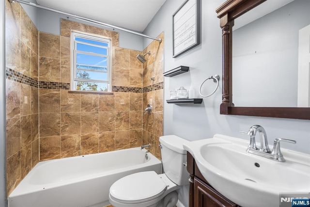 48 Lake Street, East Orange, NJ 07017