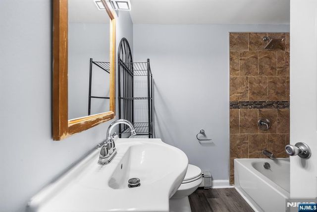 48 Lake Street, East Orange, NJ 07017