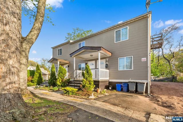 48 Lake Street, East Orange, NJ 07017