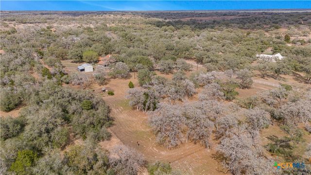 2896 Live Oak Road, Cuero, TX 77954
