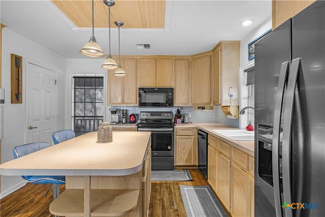 2896 Live Oak Road, Cuero, TX 77954