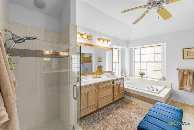 2896 Live Oak Road, Cuero, TX 77954