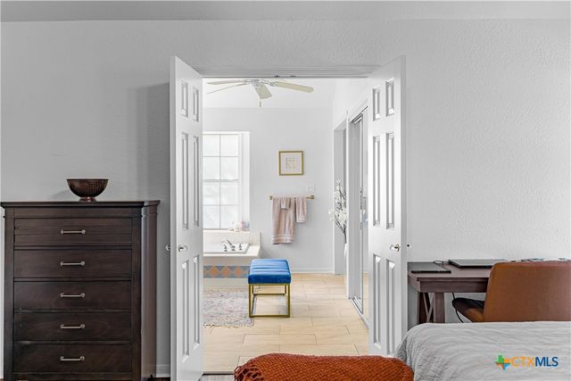 2896 Live Oak Road, Cuero, TX 77954