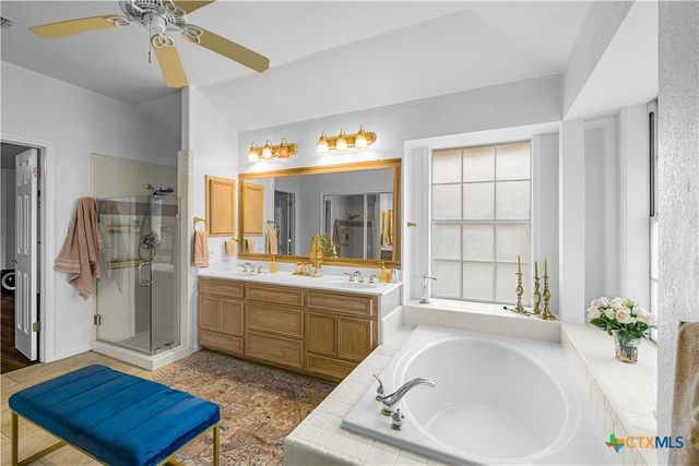 2896 Live Oak Road, Cuero, TX 77954