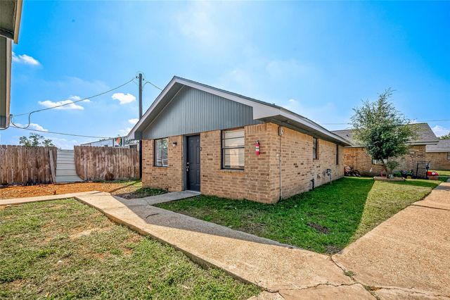 8814 Manus Street 1-11, Houston, TX 77093