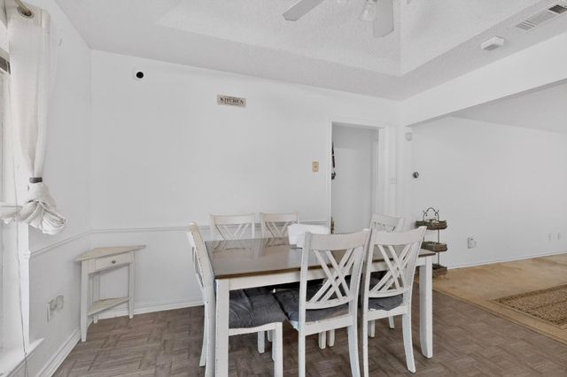 412 Tara Lane, Red Oak, TX 75154