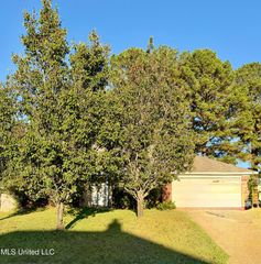 862 Windward Drive, Richland, MS 39218