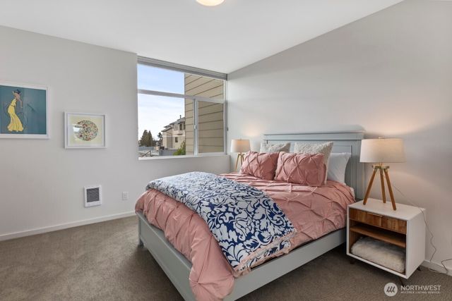 8503 14th Avenue NW, Seattle, WA 98117