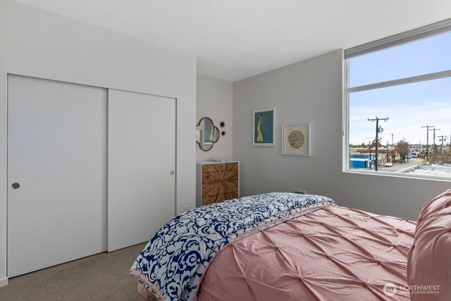 8503 14th Avenue NW, Seattle, WA 98117