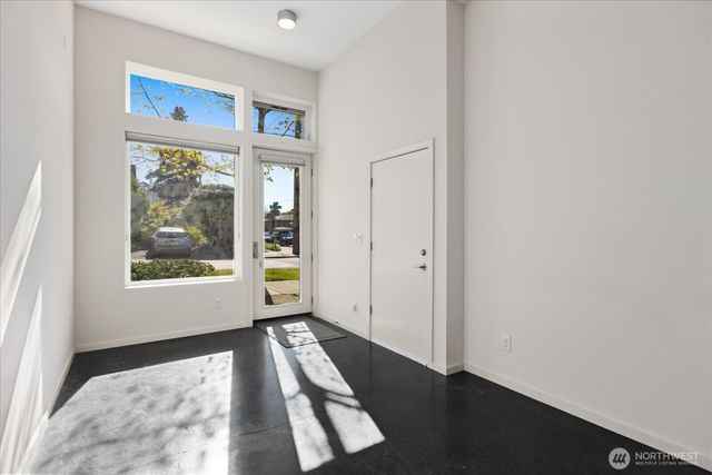 8503 14th Avenue NW, Seattle, WA 98117