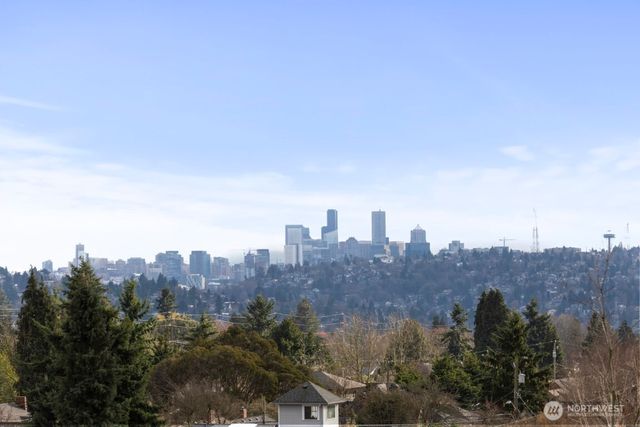 8503 14th Avenue NW, Seattle, WA 98117
